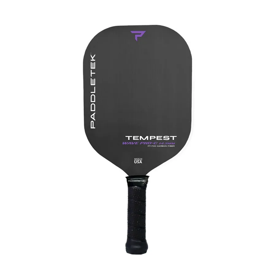 Tempest Wave Pro-C 14.3mm nhìn thẳng toàn thân, thấy đầu vợt, cổ vợt và đuôi cán